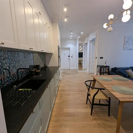 Premium Family 70m2 W Scislym Centrum 아파트 바르샤바